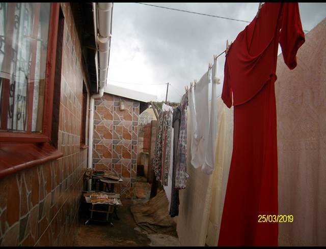 3 BEDROOM FREEHOLD FOR SALE IN MPOPHOMENI